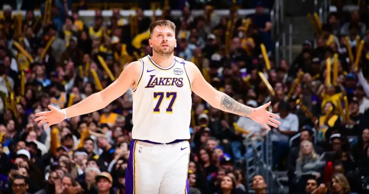 Doncic assume liderança dos Lakers e mira corrida pelo MVP na