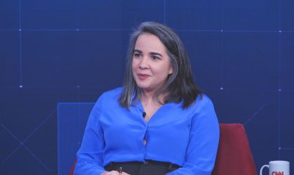 Combate ao autoritarismo exige mais informação, diz especialista