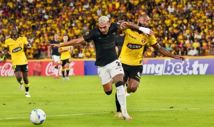 Lance de Barcelona x Corinthians, pela Libertadores