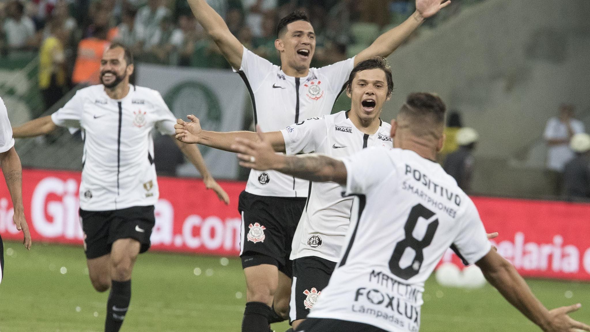 Maycon e Romero podem vencer outro título contra o Palmeiras