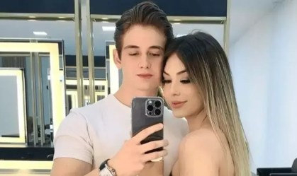 MC Melody anuncia fim do namoro aos 18 anos: "Peço respeito"