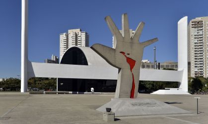 Homem que matou ex-namorada em frente ao Memorial da América Latina é preso