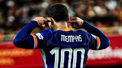 Memphis Depay completou 100 jogos pela Holanda
