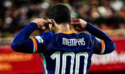 Memphis Depay completou 100 jogos pela Holanda