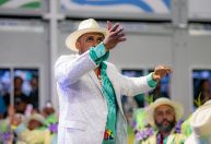 Carnaval 2025: mestre se desculpa após bateria tirar título da Grande Rio