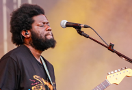 Michael Kiwanuka leva R&B e música de "Big Little Lies" ao Lollapalooza