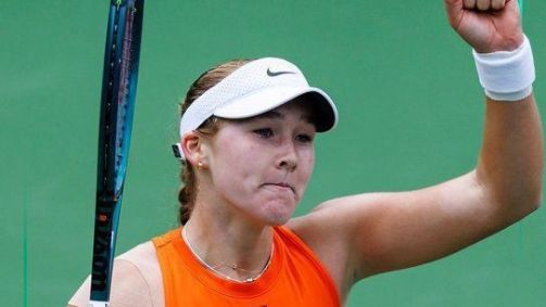 Andreeva superou Iga pela segunda vez em menos de um mês