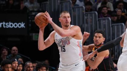 Nikola Jokic segue fazendo história na NBA