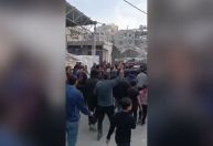 Centenas de palestinos protestam contra o Hamas em Gaza