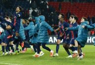 PSG bate Lille e dá mais um passo rumo ao título do Campeonato Francês