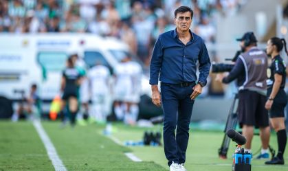 Quinteros reconhece erros do Grêmio e explica confusão na semifinal