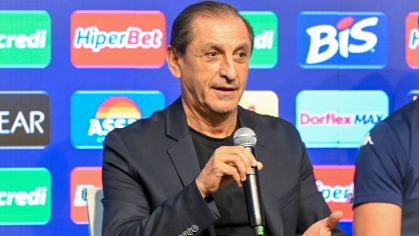 Ramón Díaz em coletiva da Federação Paulista de Futebol