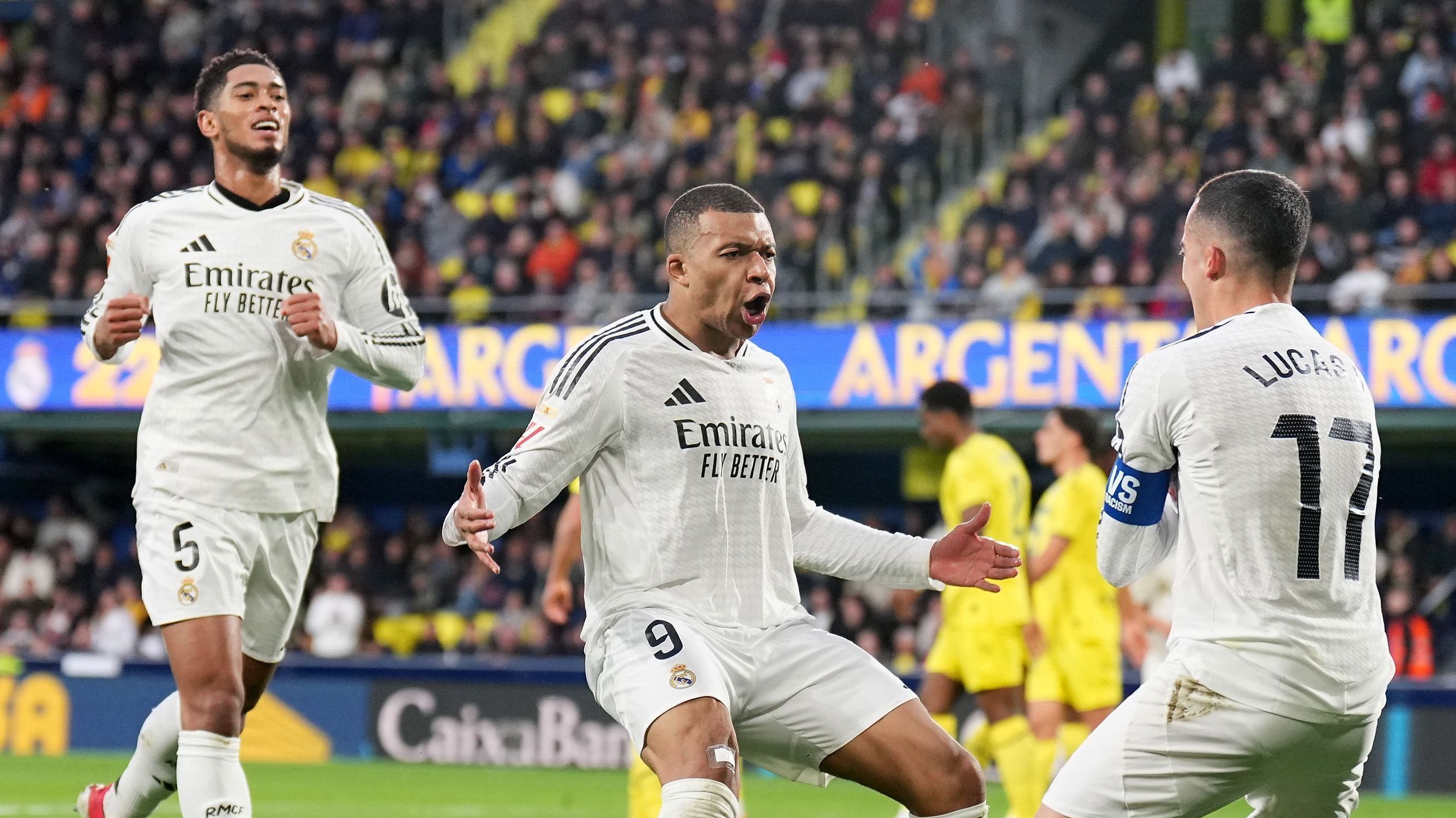 Mbappé comemora gol do Real Madrid sobre o Villarreal