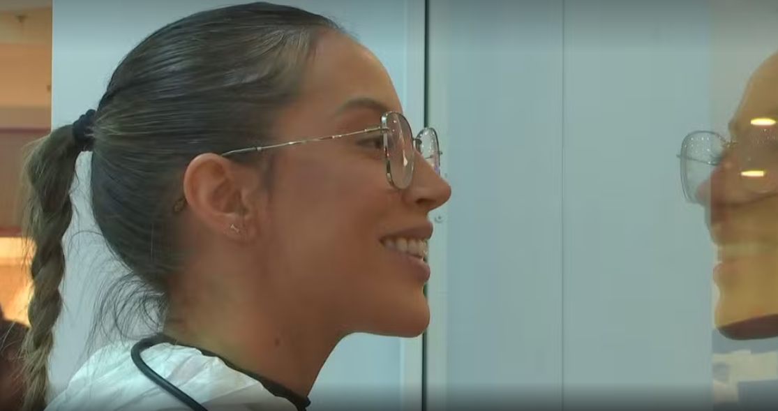 renata-bbb-25-vitrine-seu-fifi