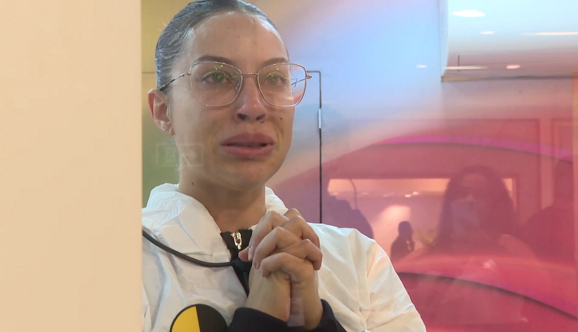 renata-chora-ao-ler-mensagens-de-fas-do-bbb