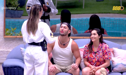 De volta ao BBB25, Renata alerta irmãos Hypolito sobre Gracyanne: "Falsa"