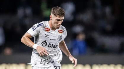 Benjamín Rollheiser tem agradado à comissão técnica do Santos