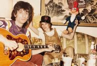 Ex-mulher de Ronnie Wood fala sobre supostas investidas de Mick Jagger