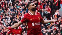 Salah é eleito melhor jogador da Premier League, e Gravenberch a revelação