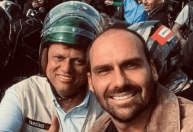 Conte sempre com meu apoio, diz Tarcísio para Eduardo Bolsonaro