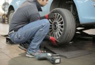 Macarrão ou vulcanização: qual opção mais segura no pneu?