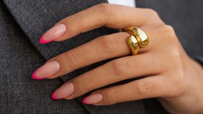 Nos últimos anos, os alongamentos de unhas caíram no gosto popular