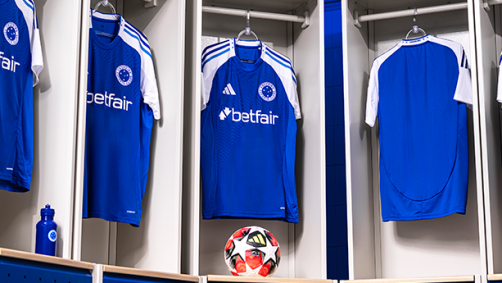 Novo uniforme do Cruzeiro