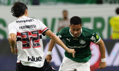 Jornal repercute estreia "polêmica e discreta" de Vitor Roque no Palmeiras
