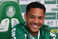 Barcelona quase "melou" contratação de Vitor Roque pelo Palmeiras; entenda