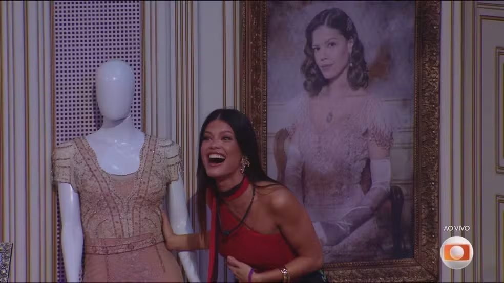 BBB25: brothers encenam cena de novela na Festa da Líder Vitória Strada