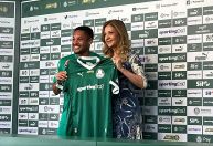Vitor Roque diz que está pronto e que estreia no Palmeiras depende de Abel