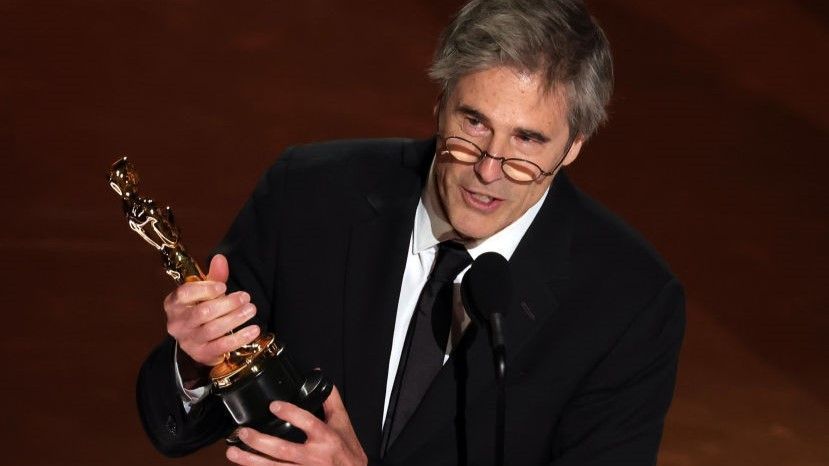 Walter Salles perdeu discurso do Oscar: "Com óculos sem ter o que ler" | CNN Brasil