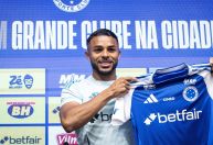 Novo reforço, Wanderson é apresentado no Cruzeiro e manda recado à torcida