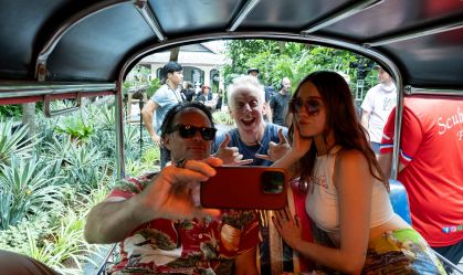 "The White Lotus": veja fotos dos bastidores da terceira temporada