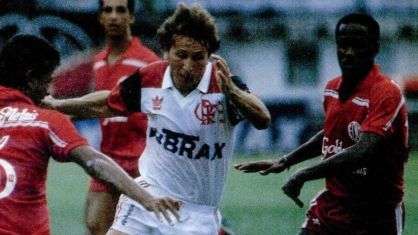 Zico em jogo do Flamengo em 1989