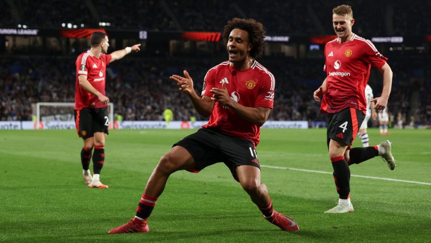 Zirkzee comemora gol pelo Manchester United • Foto: Divulgação/ @ManUtd