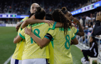 Brasil x Japão: CBF proíbe camisas de times em jogo na Neo Química Arena