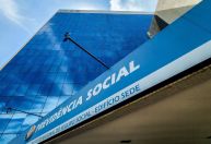 Oposição consegue assinaturas para CPI do INSS