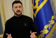 Zelensky pede pressão sobre Moscou após novo ataque em sua cidade natal