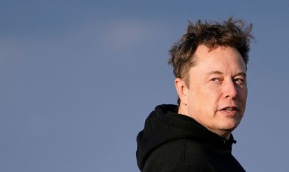 Com Musk recuando, DOGE avança com cortes e mudanças radicais na agência