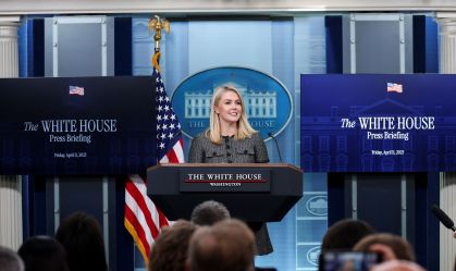 Casa Branca limita acesso de agências de notícias a eventos com Trump