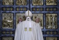 "O papa é pop": qual a origem da expressão?