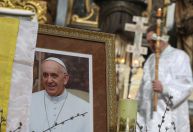 Chefes dos Poderes aceitam convite de Lula para funeral do papa Francisco