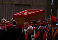 Saiba os detalhes sobre o fechamento do caixão do papa Francisco