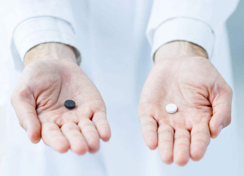 Pacientes tratados precocemente com estatinas e ezetimiba atingiram níveis ideais de colesterol • Freepik