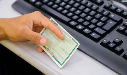 Em sentença, juiz que usava nome falso citou "facilidade" ao fraudar RG