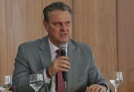 Governo acelera diversificação e gera vendas bilionárias, diz Fávaro à CNN