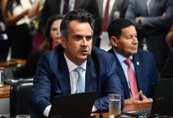 Ciro Nogueira anuncia projeto para proibir descontos em aposentadorias