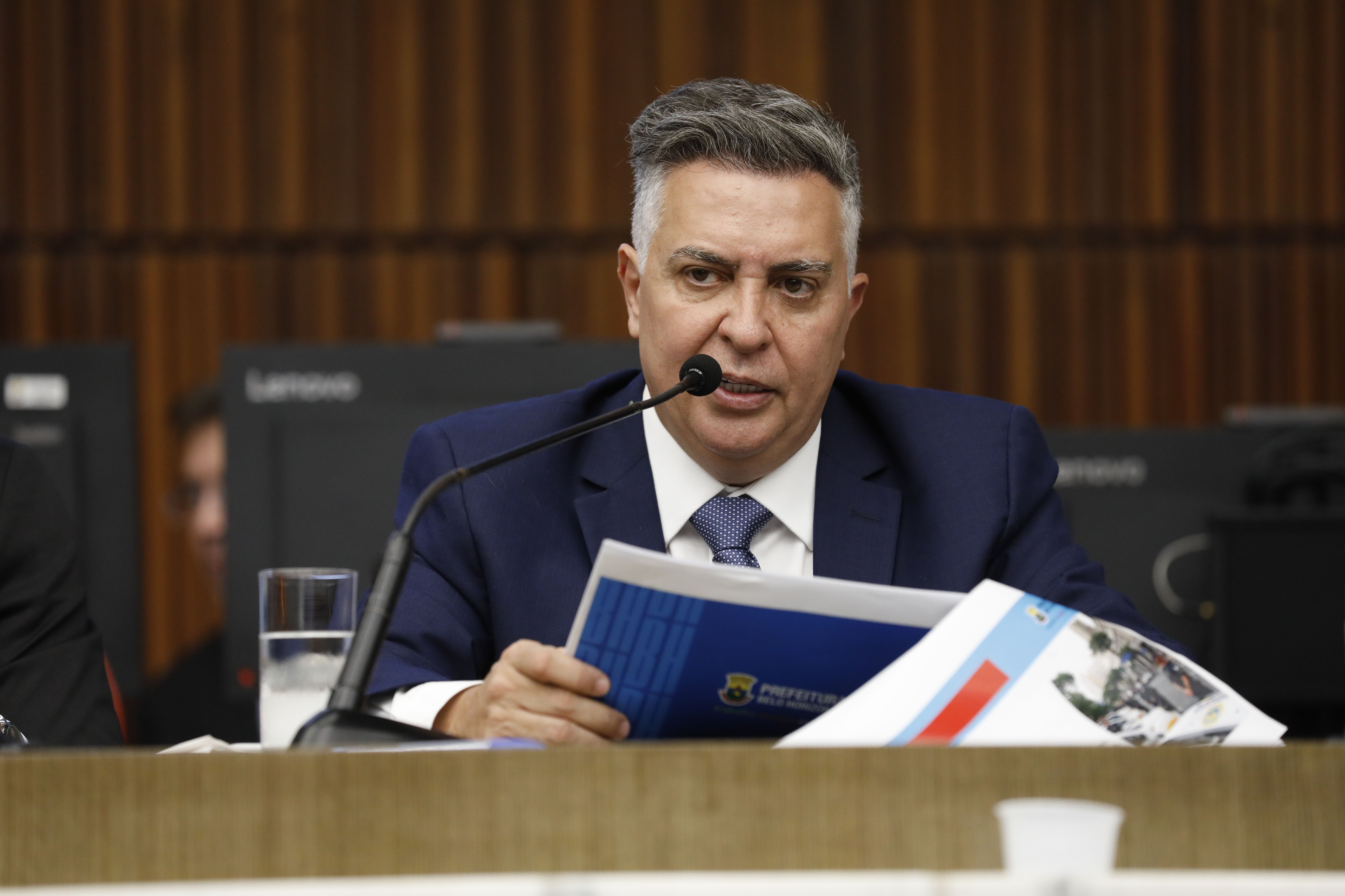 Imagem de destaque do post: Prefeito de Belo Horizonte Álvaro Damião anuncia mudanças no secretariado