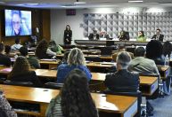 Comissão do Senado cobra redes por conteúdos a crianças e adolescentes